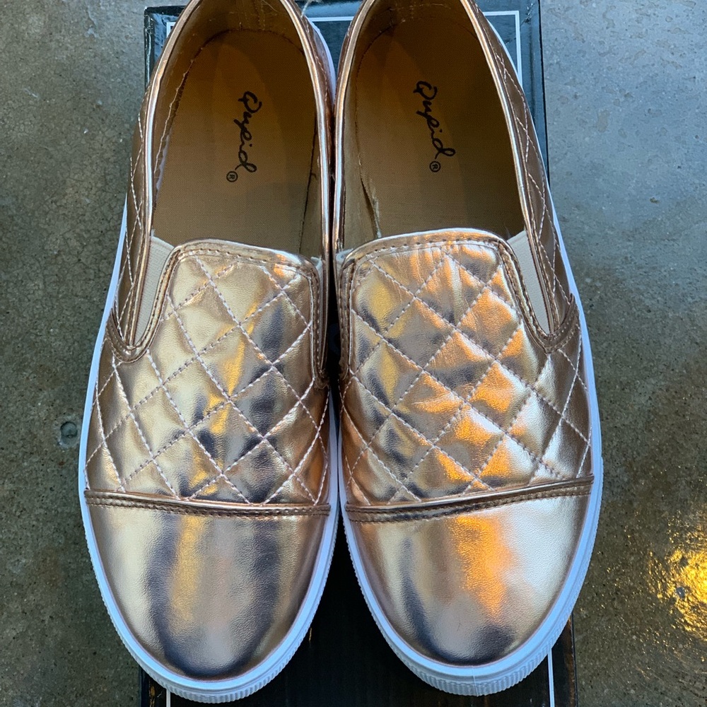 Cupid Rose Gold slip on sneakers